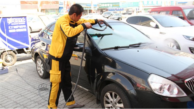 Lavage de voiture à vapeur Lavage de voiture à vapeur